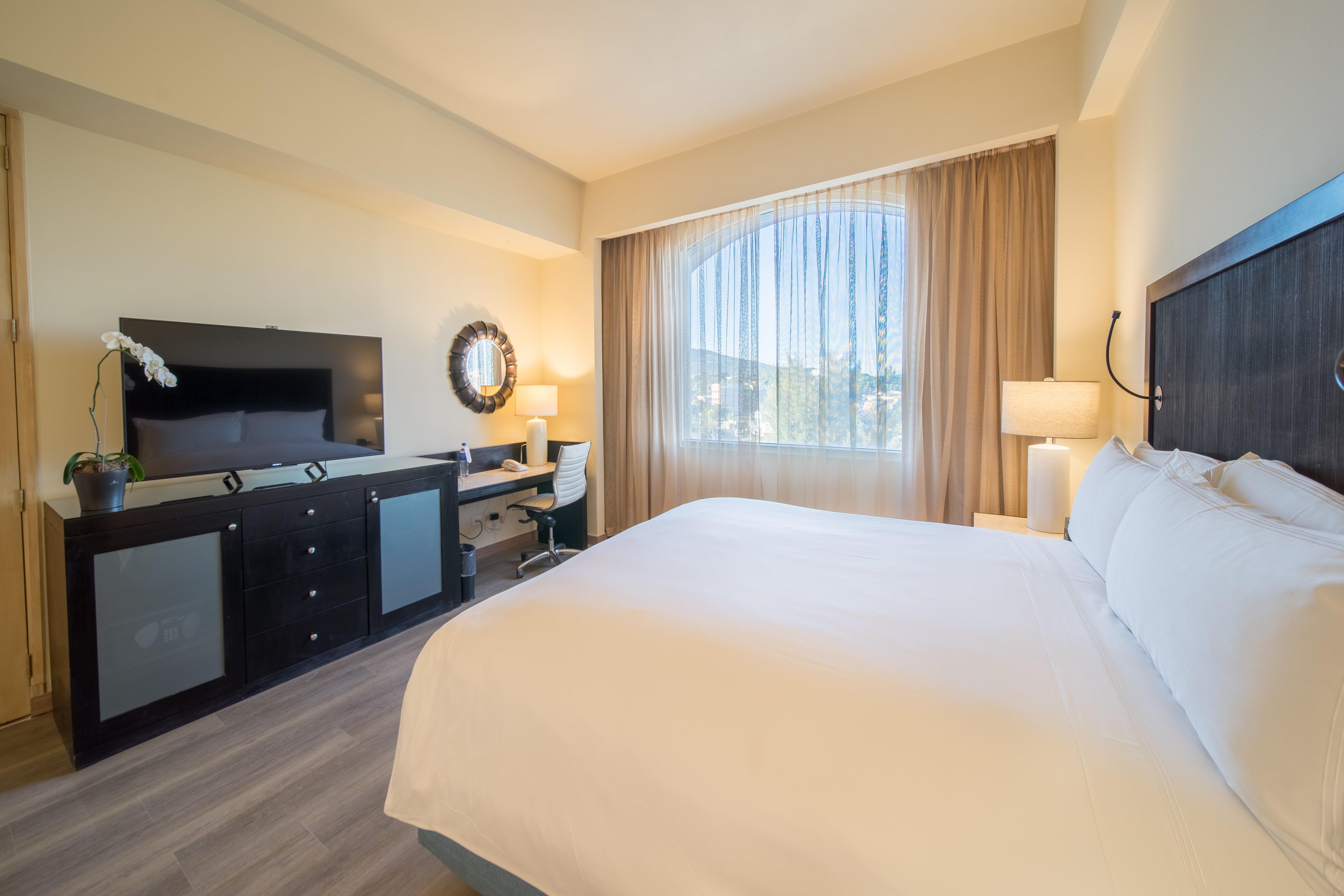 Real Intercontinental San Salvador By Ihg Hotel Bagian luar foto
