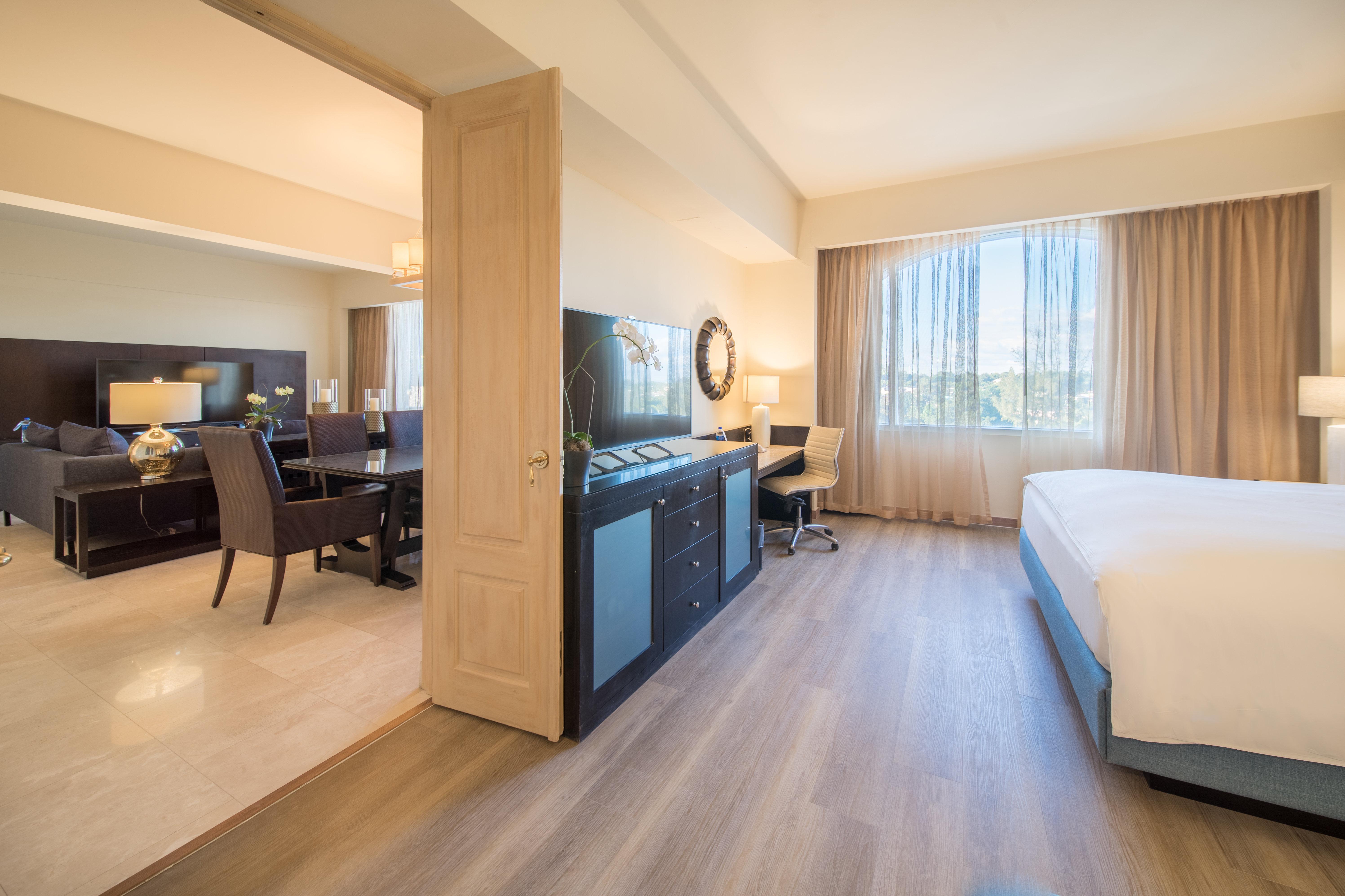 Real Intercontinental San Salvador By Ihg Hotel Bagian luar foto
