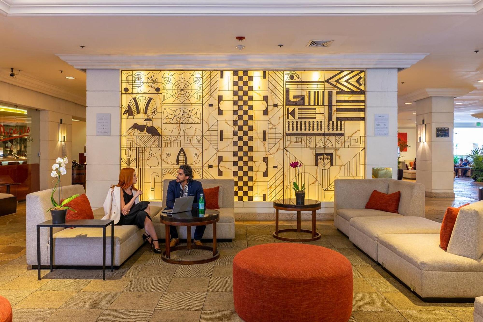 Real Intercontinental San Salvador By Ihg Hotel Bagian luar foto