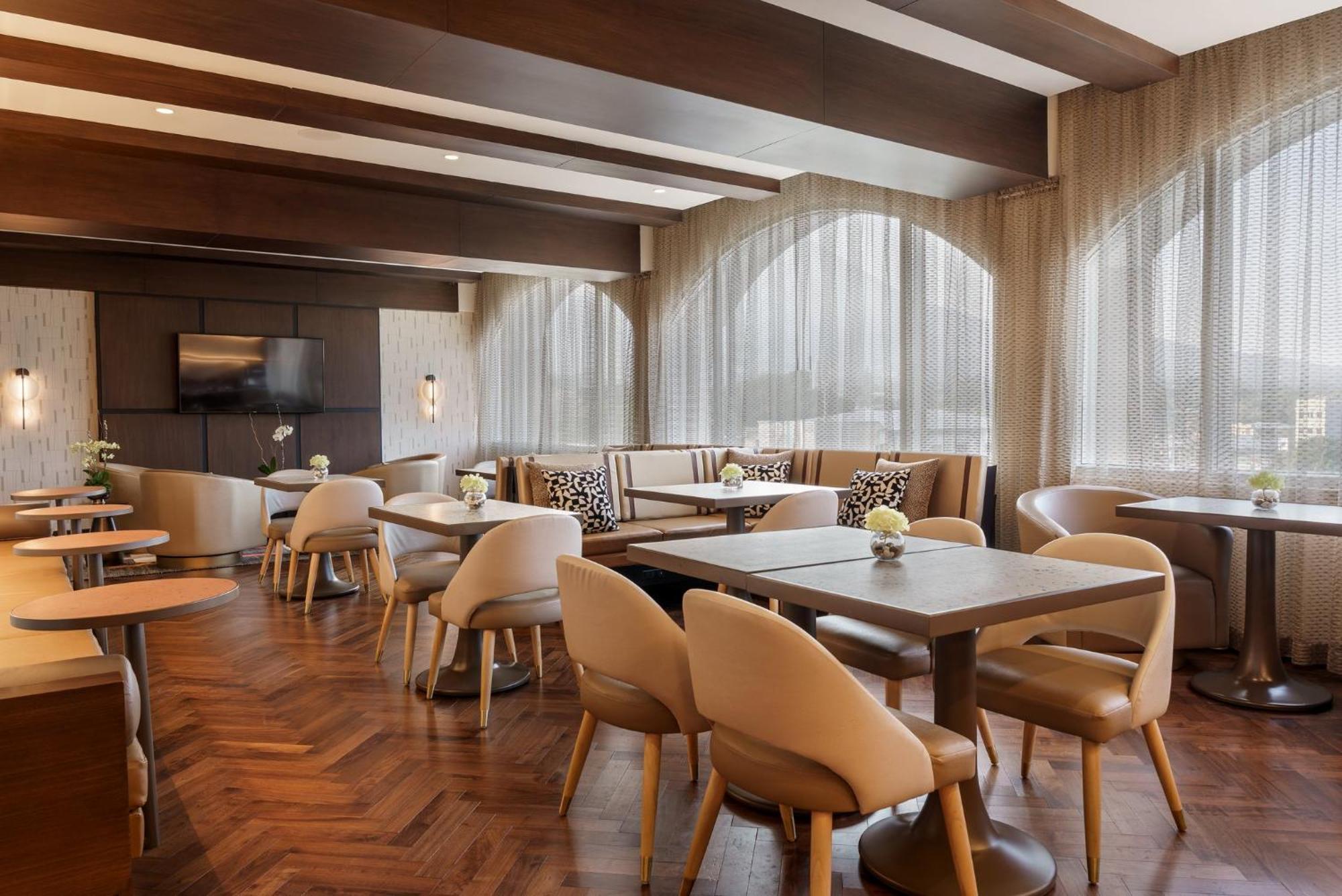 Real Intercontinental San Salvador By Ihg Hotel Bagian luar foto